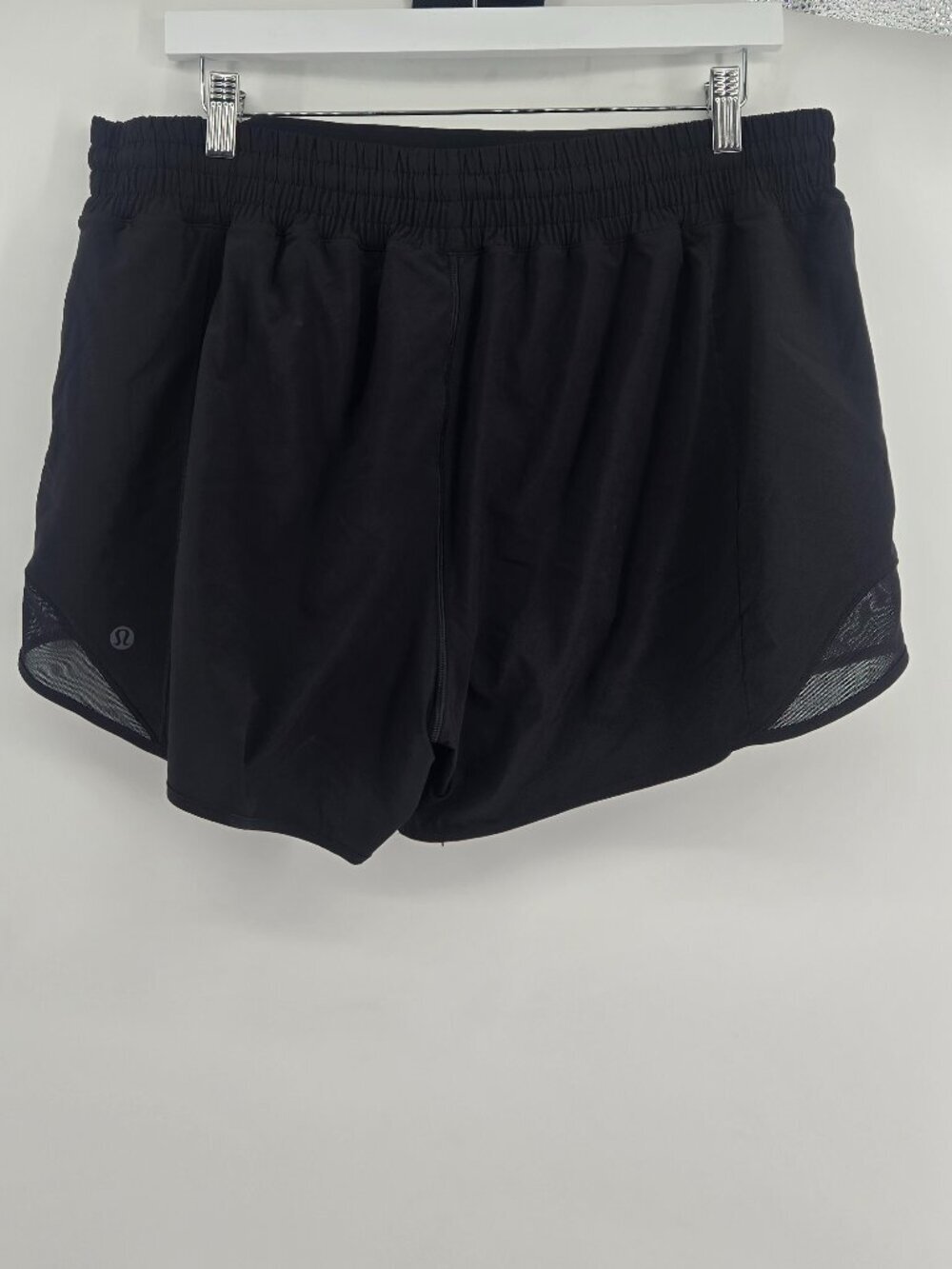 Lululemon Hotty Hot Short *High-Rise Long 4" - 14 Black - Picture 4 of 7